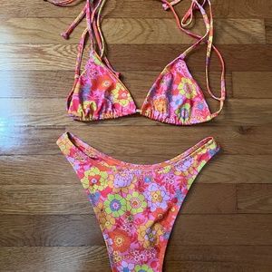 Kulani Kinis Sunny Sangria Bikini Set Size M